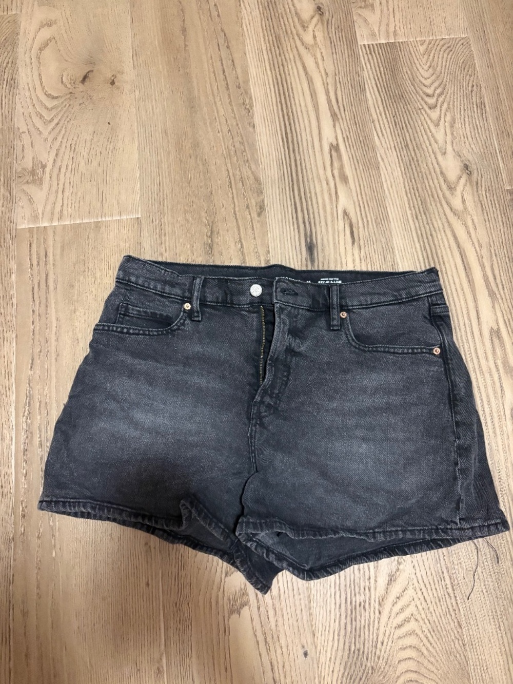 OLD NAVY JEAN SHORTS